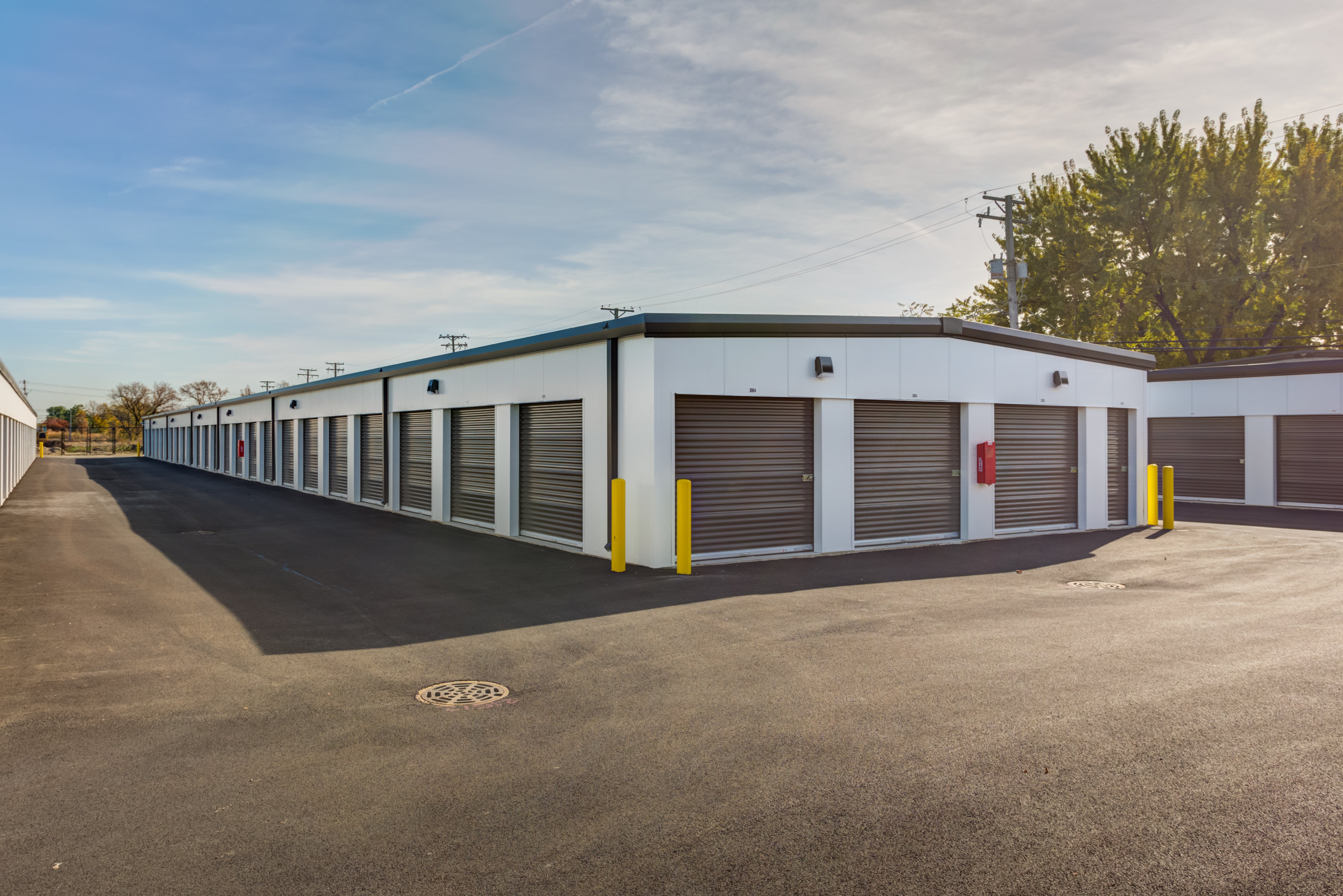 Crystal Lake Storage Exterior Image